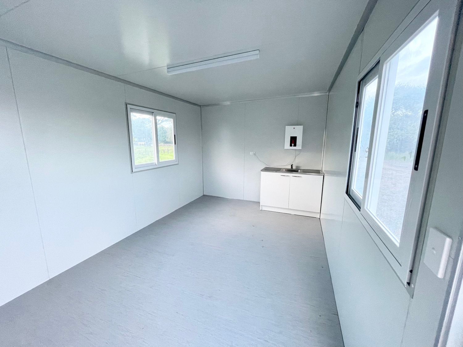 We had one of our 6x3 portable office’s delivered to Fonterra in Taranaki. This included an outside toliet, with kitchenette and boiler unit.