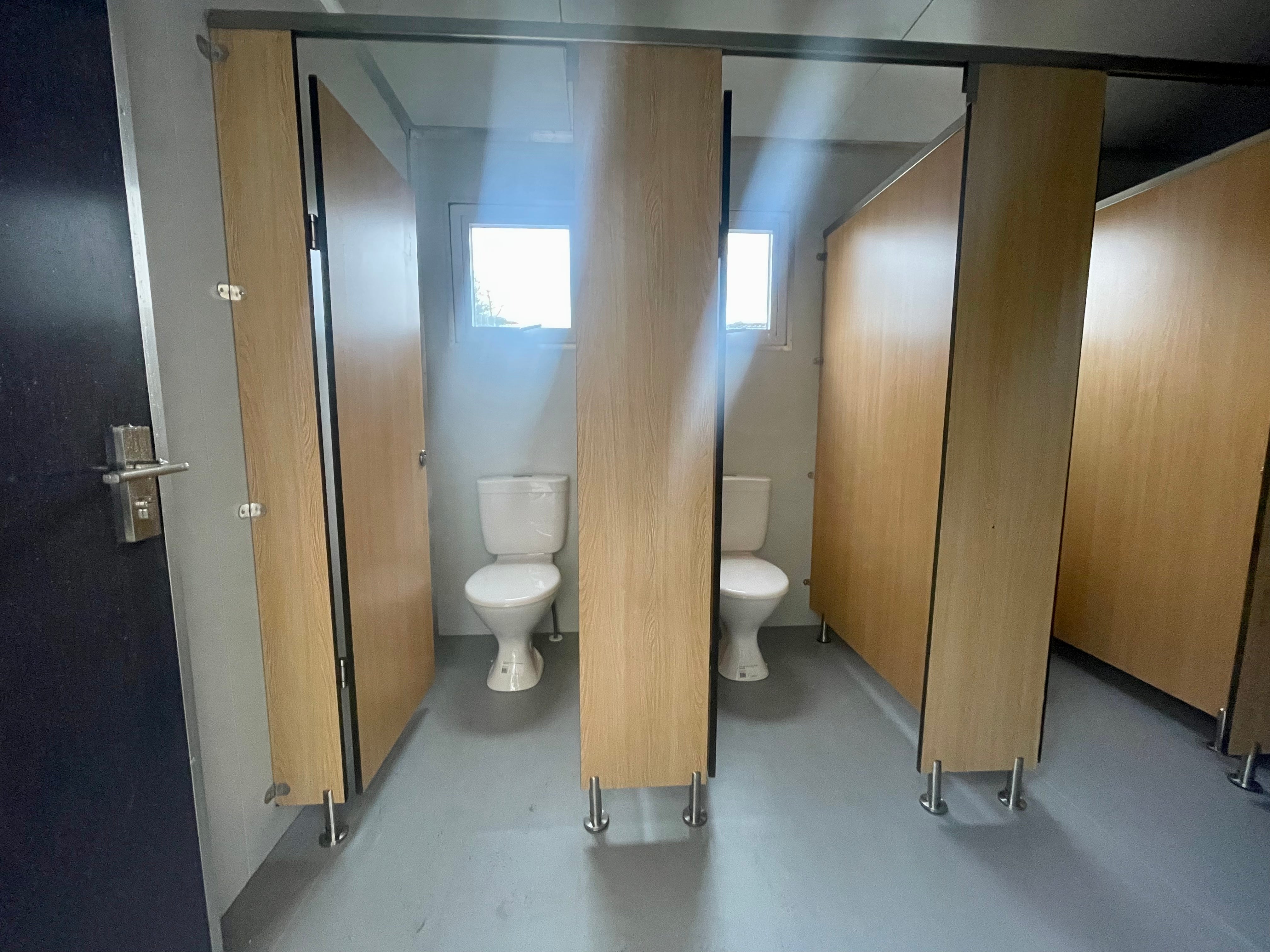 Toilet Block 6x3